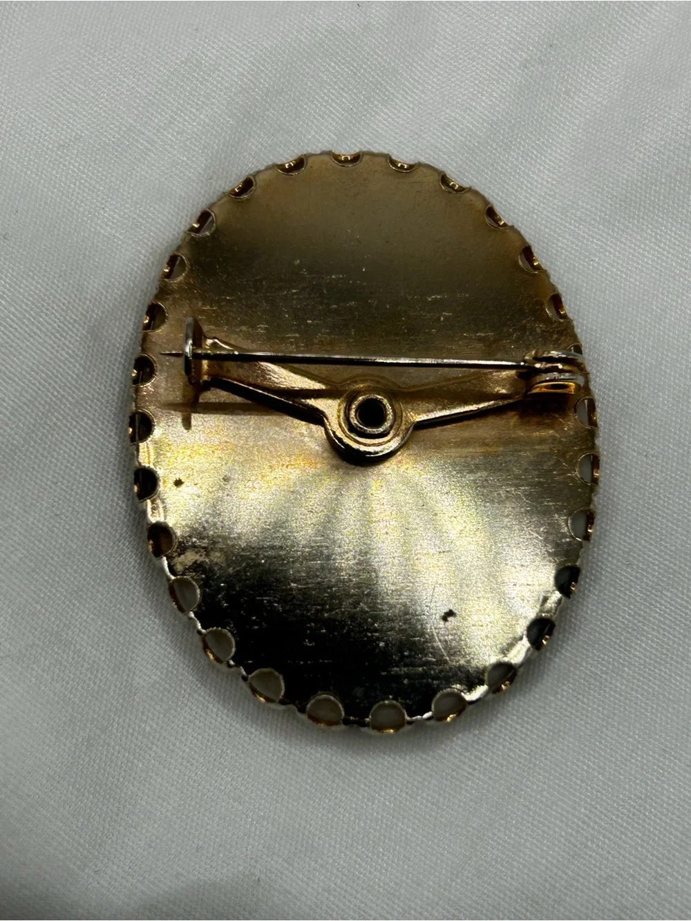Vintage Equestrian Horse Portrait Brooch Pin Oval Porcelain Cabochon